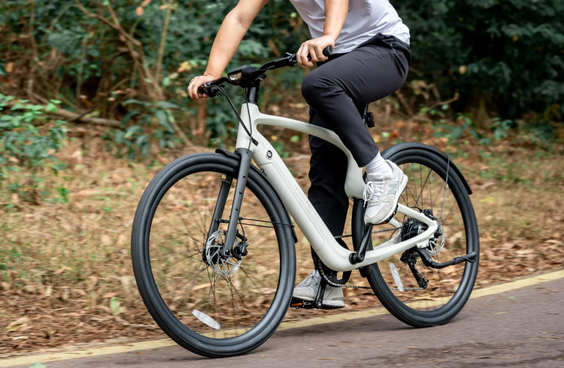 URTOPIA Lightweight Gravel Ebike | Carbon 1 Pro - Image 8